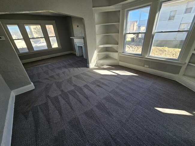 Building Photo - 11008 Kinsman Rd