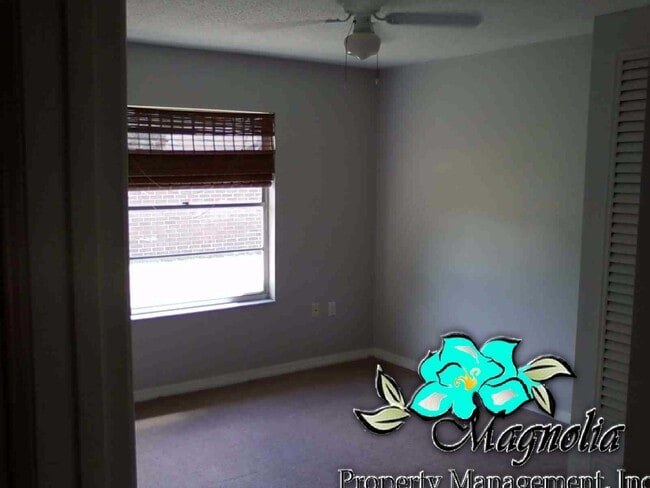 Building Photo - Dr. Phillips 4 Bedroom 2 Bathroom,