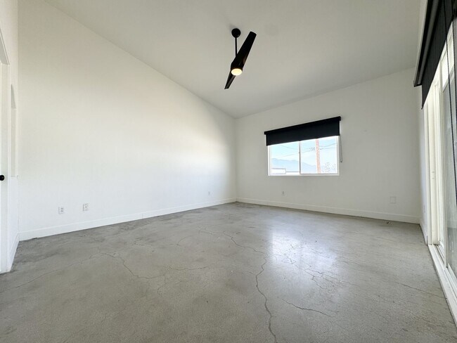 Building Photo - COMING SOON!!! 4 Bedroom / 2 Bath House with Solar in Desert Hot Springs!