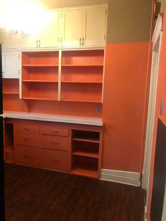 Building Photo - 1515 Ross St