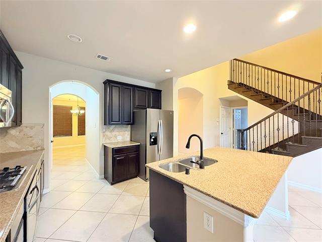 Building Photo - 2508 Barranca Way