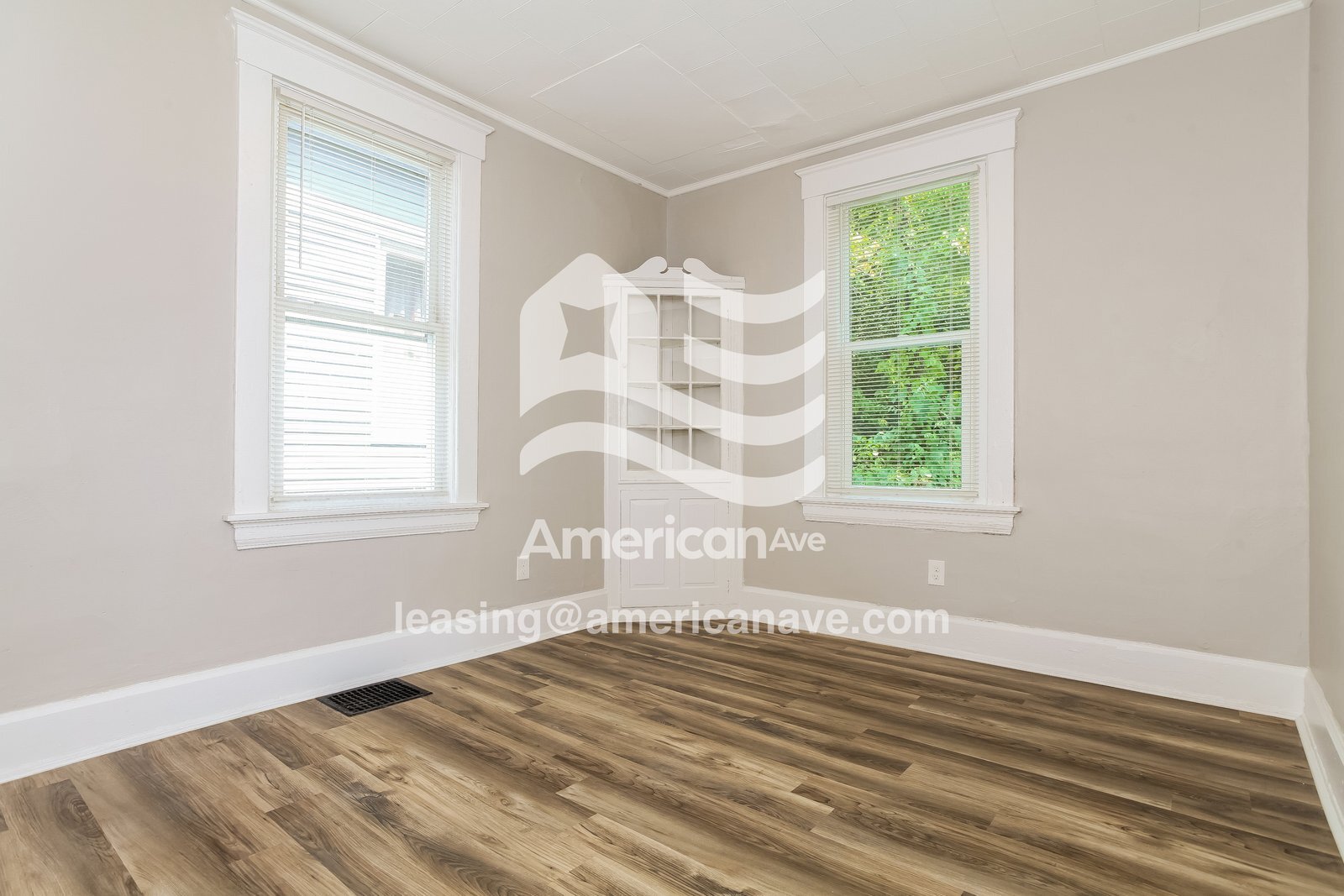 Building Photo - 1232 Elberon Ave