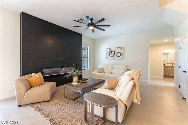 Building Photo - 9632 Staff Ln