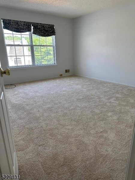 Building Photo - 82 Hancock Dr