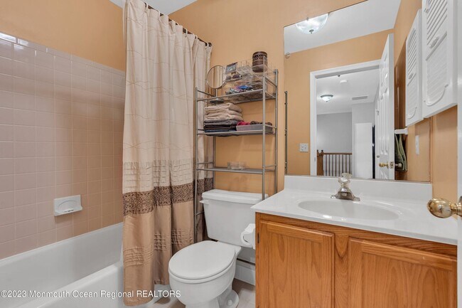 Building Photo - 1125 Roseberry Ct