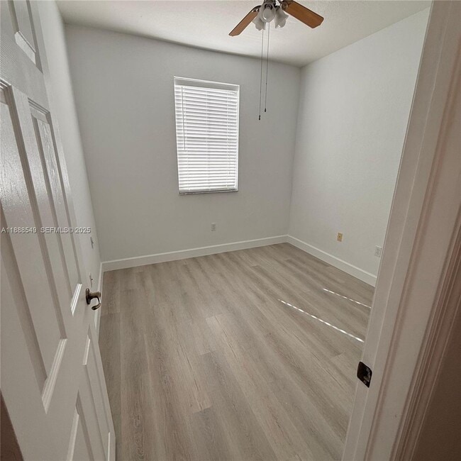 Building Photo - 12185 SW 125th Ct