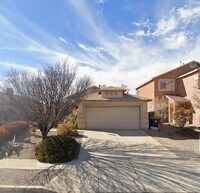 Building Photo - 10639 Rockcliff Dr NW
