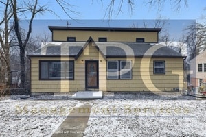 Building Photo - 3407 NE Monterey Ave
