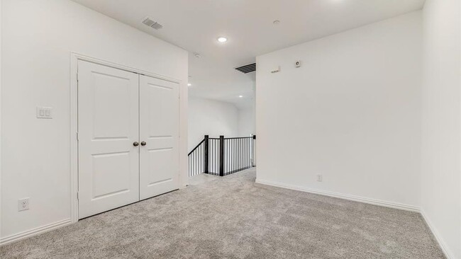 Building Photo - 7223 Panicum Dr