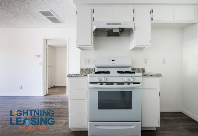 Building Photo - 14201 Victory Blvd