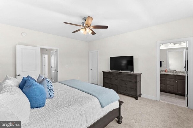 Building Photo - 15292 Westham Ct