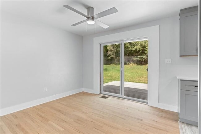 Building Photo - 4030 Circle Dr