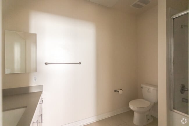 Interior Photo - Huston Court
