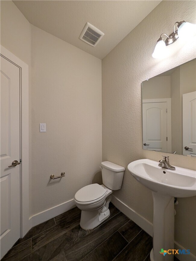 Building Photo - 737 Milestone Pk