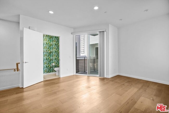 Building Photo - 1240 Gordon St