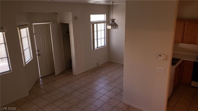 Building Photo - 1236 Dusty Creek St