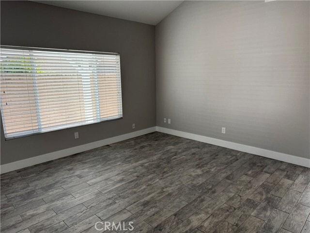 Building Photo - 6 Leda