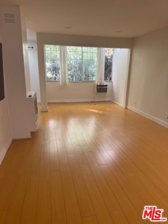 Building Photo - 12205 Gorham Ave