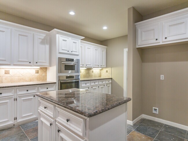 Building Photo - 11519 Aspenway Dr