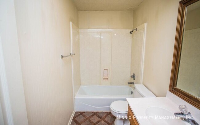 Building Photo - 5807 2nd St