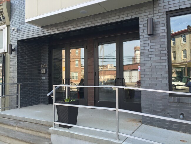 Front - 1608 Ridge Ave