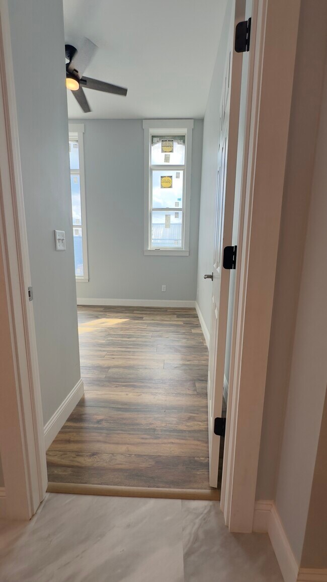 Building Photo - Downtown Rental Units