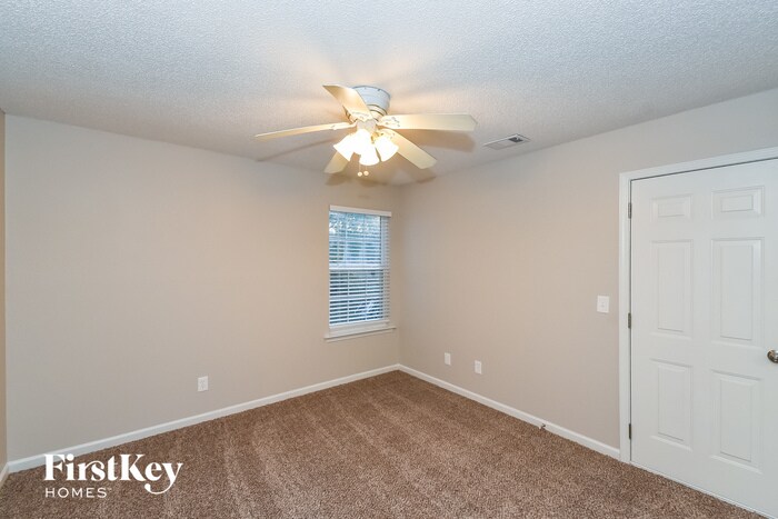 Building Photo - 346 Windriver Trail