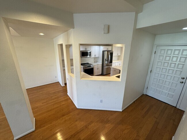 Building Photo - 7272 E Gainey Ranch Rd