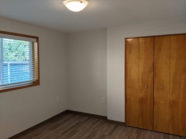 Building Photo - 2700/2702 E. 32nd Street