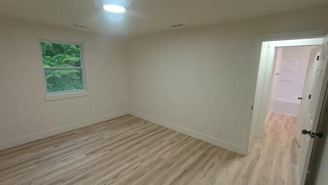 Building Photo - 9487 Noble Ln