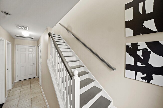 Building Photo - 2605 W Dallas St