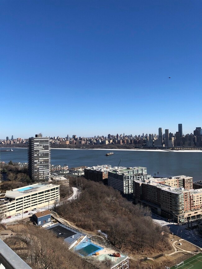 Building Photo - 5710 BOULEVARD