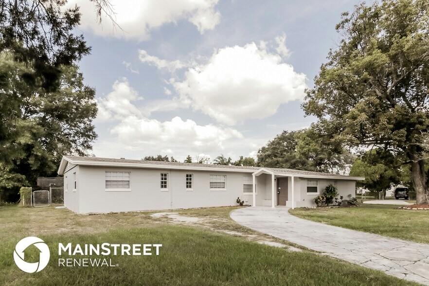 Building Photo - 8315 Calais Cir