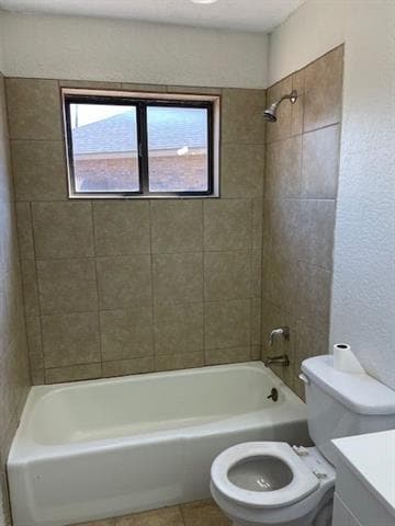 Building Photo - 8025 Bonnie Cir