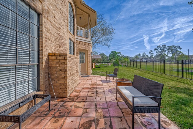 Building Photo - 8006 Devlin Dr