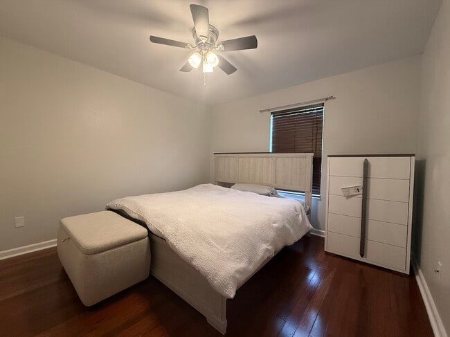 Building Photo - 2026 Rob Way