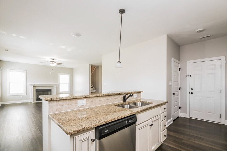 Building Photo - 339 Airedale Trail