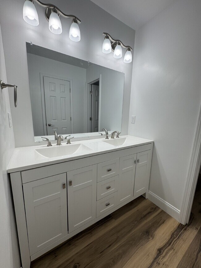 Building Photo - "Charming 3-Bedroom Home in Mars Hill with...
