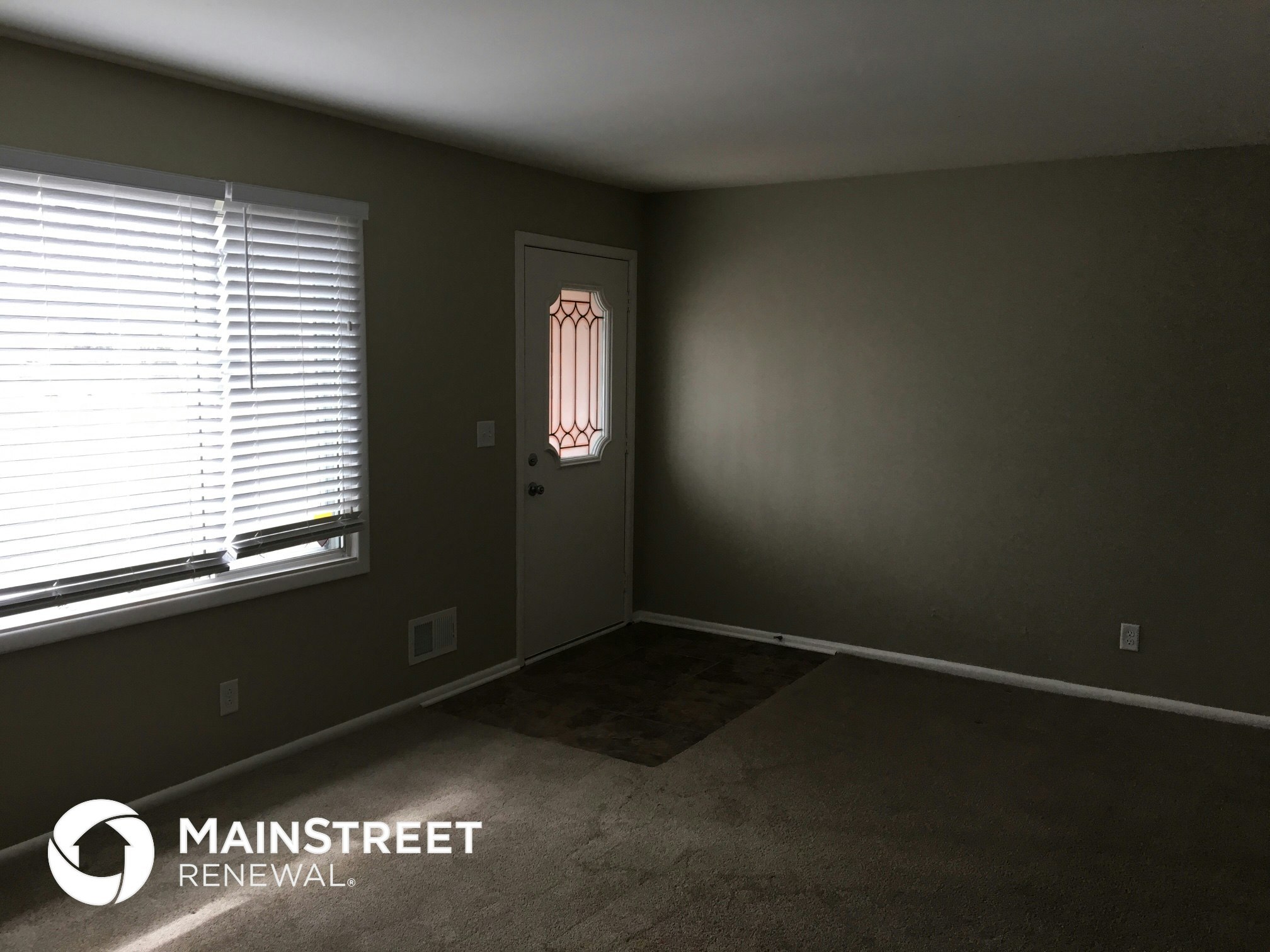 Building Photo - 2612 Springfield Dr