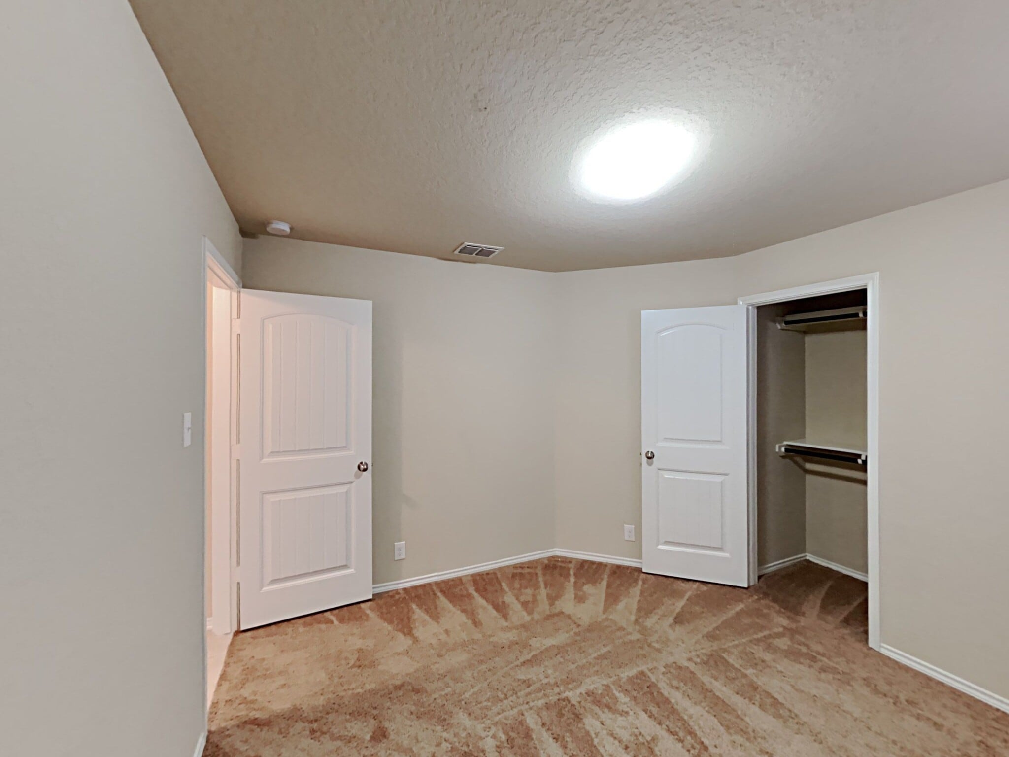 Building Photo - 721 Brown Thrasher