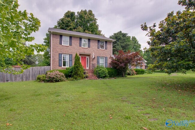 Primary Photo - 501 Brenda Dr