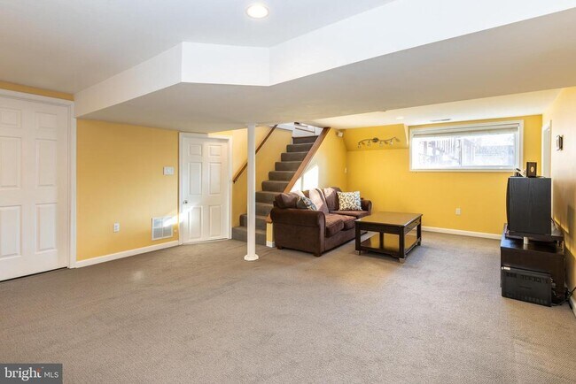 Building Photo - 3014 Plyers Mill Rd