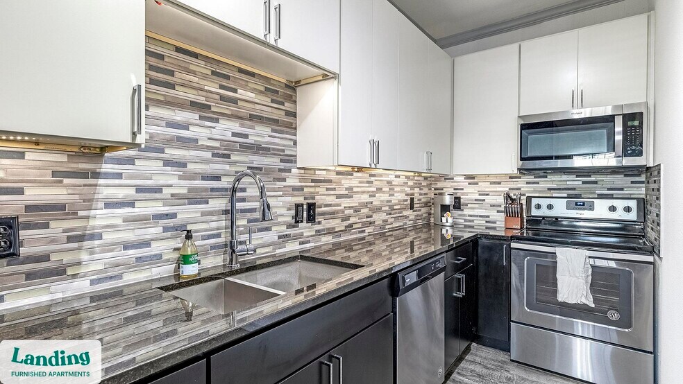 Building Photo - 17811 Vail St