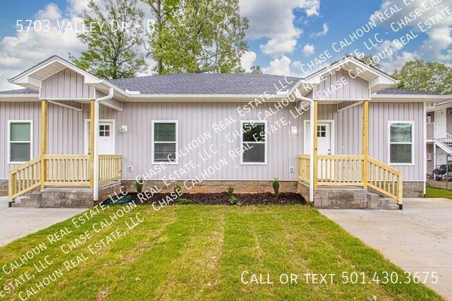 Building Photo - 5703 Valley Dr