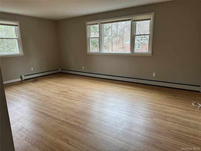 Building Photo - 46 Sunset Dr