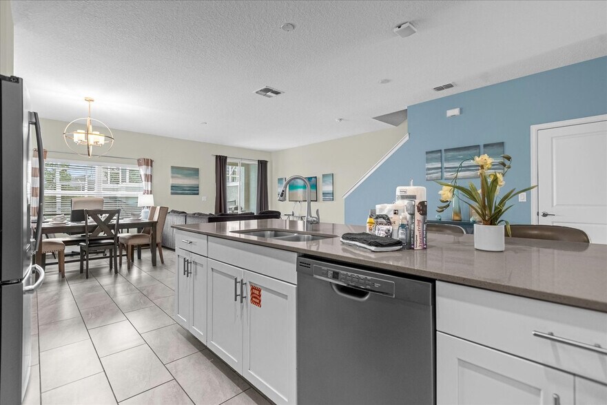 Building Photo - 770 Pebble Beach Dr