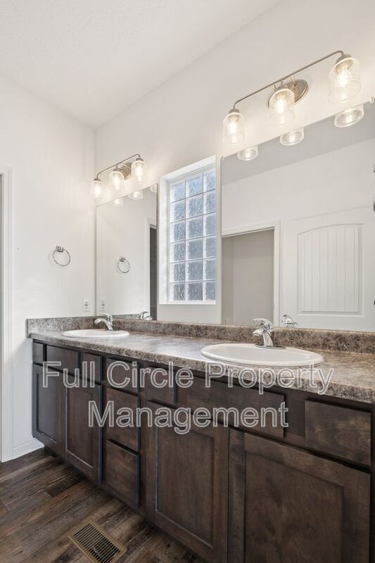 Building Photo - 16915 Nebraska Ave