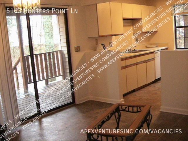 Building Photo - 5163 Hunters Point Ln