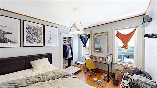 Building Photo - 9/1 No Fee! Renovated Philly style 3BR near Porter & Davis!