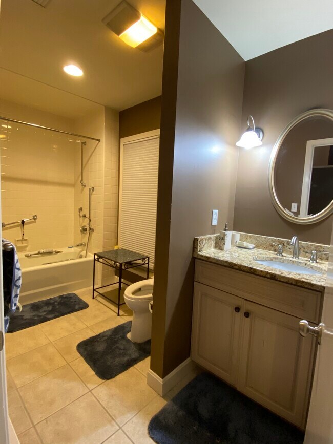 Master bath first floor - 1 Drummer Boy Way